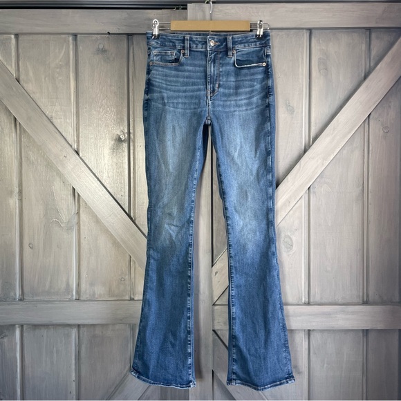 American Eagle Outfitters Denim - American Eagle High rise skinny kick boot next level stretch 6r